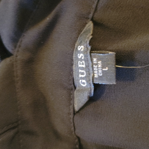 Guess cold shoulder dressy top - Picture 4 of 4